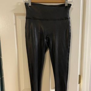 NWOT Spanx faux leather leggings